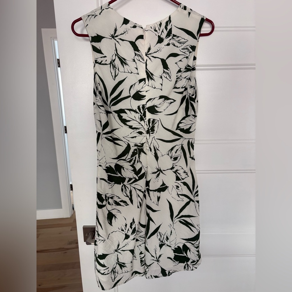 Abercrombie & Fitch Twist Tie Front white mini dress green leaves Medium Tall - Picture 4 of 4